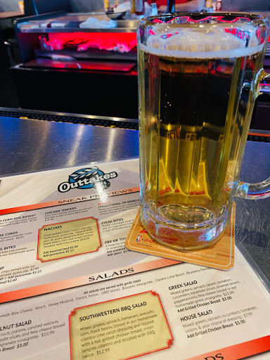 Movie Theater «Cinema Grill & Outtakes Bar», reviews and photos, 2749 Winnetka Ave N, New Hope, MN 55427, USA