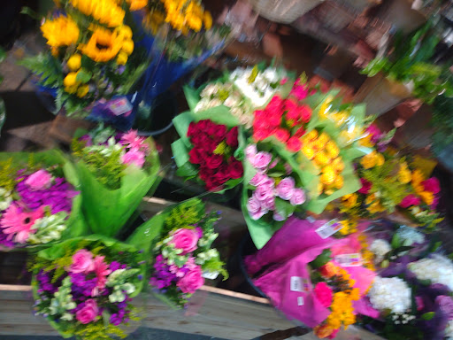 Shopping Mall «Pismo Coast Shopping Plaza», reviews and photos, 555 5 Cities Dr, Pismo Beach, CA 93449, USA