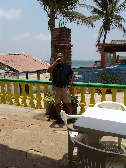 Restaurant MARY - Fredy León Lee Ensenada, Bahía La Ventosa, 70680 Ensenada de la Ventosa, Oax., Mexico