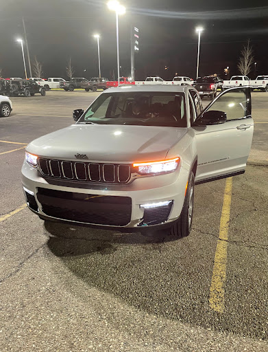 Car Dealer «Chrysler Jeep Dodge City of McKinney», reviews and photos, 700 S Central Expy, McKinney, TX 75070, USA