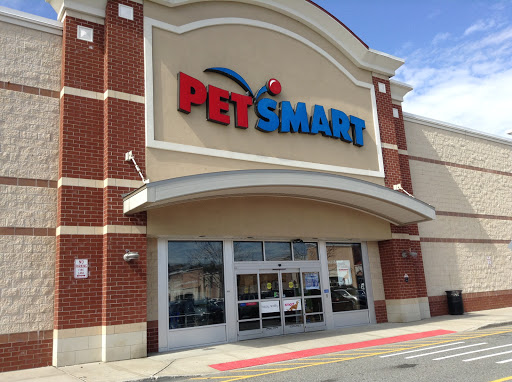 PetSmart, 2100 88th St, North Bergen, NJ 07047, USA, 