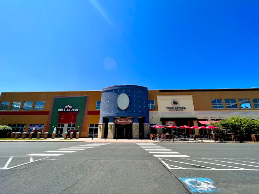 Shopping Mall «The Shoppes at Buckland Hills», reviews and photos, 194 Buckland Hills Dr, Manchester, CT 06042, USA