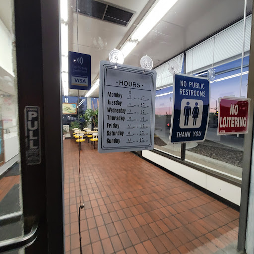 Bakery «Fresno Donut House», reviews and photos, 3145 N Blackstone Ave, Fresno, CA 93703, USA