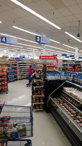 Grocery Store «Meijer», reviews and photos, 3710 Dix Hwy, Lincoln Park, MI 48146, USA
