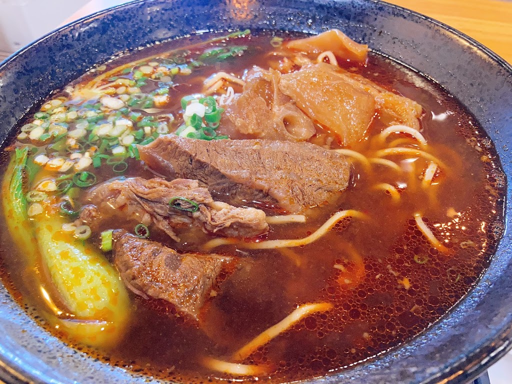 御真牛餐館(2023年銀牌紅燒牛肉麵） 的照片
