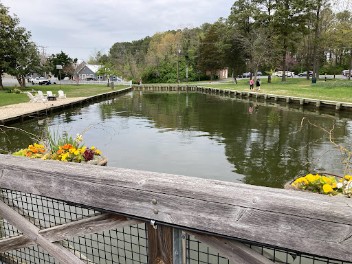 Boat Tour Agency «Patriot Cruises», reviews and photos, 213 N Talbot St, St Michaels, MD 21663, USA