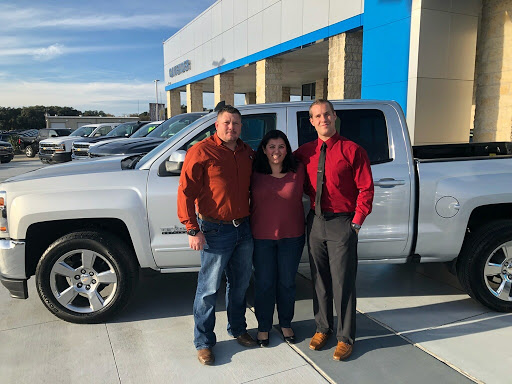 Chevrolet Dealer «Cavender Chevrolet», reviews and photos, 30700 I H-10 Johns Rd, Boerne, TX 78006, USA