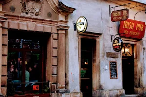 Irish pub "Pod Papugami" image