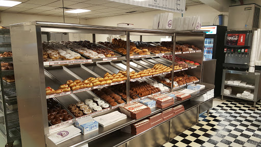 Donut Shop «Spring Donut Shop», reviews and photos, 708 Spring Cypress Rd, Spring, TX 77373, USA
