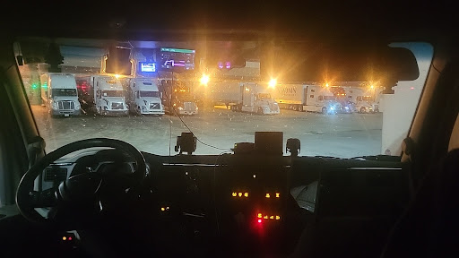 Grocery Store «Aldi Distribuition Center», reviews and photos, 1200 N Kirk Rd, Batavia, IL 60510, USA