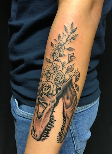 Tattoo Shop «Club Tattoo Tempe», reviews and photos, 825 S Rural Rd, Tempe, AZ 85281, USA