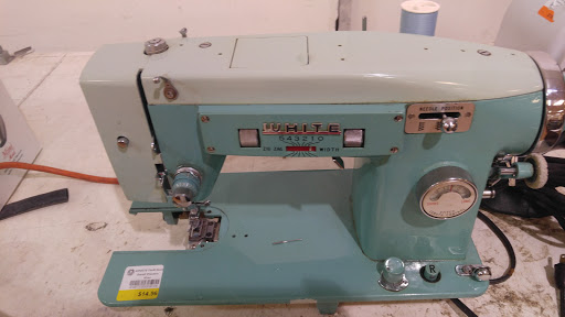 Thrift Store «Amvets Thrift Center», reviews and photos, 400 W Jefferson Rd, Rochester, NY 14623, USA