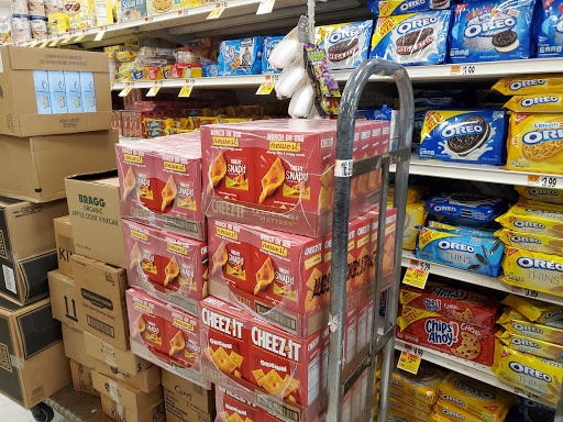 Grocery Store «Stop & Shop», reviews and photos, 713 E Broadway, South Boston, MA 02127, USA