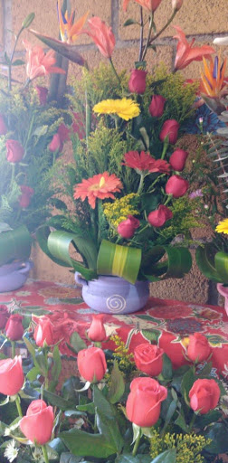 Floreria Saide florería en  en la zona San Mateo Xoloc