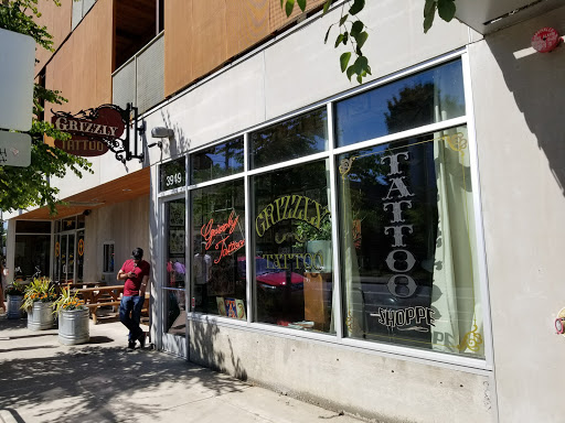 Tattoo Shop «Grizzly Tattoo», reviews and photos, 3949 N Williams Ave, Portland, OR 97227, USA