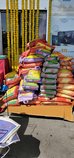 Indian Grocery Store «Trinethra Indian Supermarket», reviews and photos, 10255 S De Anza Blvd, Cupertino, CA 95014, USA