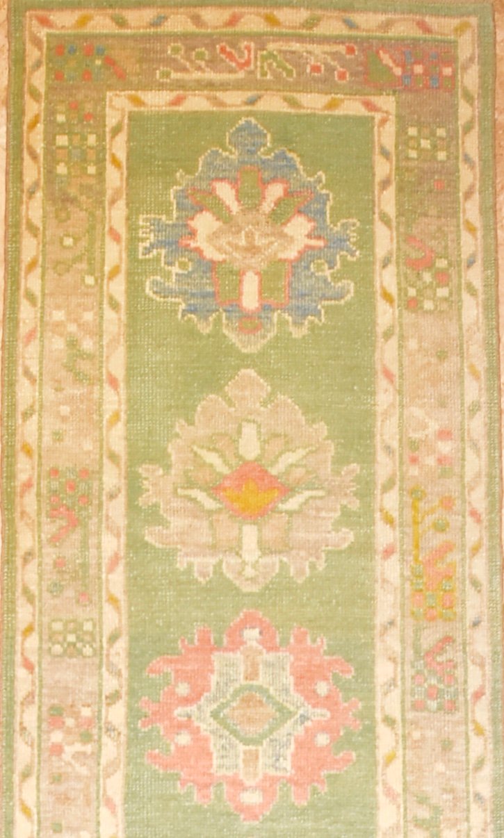 Azra Oriental Rugs, Inc.
