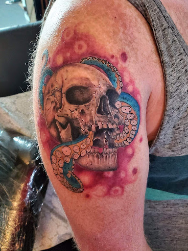 Explore female family tattoo ideas, creative tattoo ideas in Sunbury, available at Knuckles & Needles Tattoo Parlor