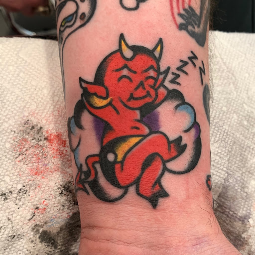 Tattoo Shop «rose tattoo parlour», reviews and photos, 382 Graham Ave, Brooklyn, NY 11211, USA