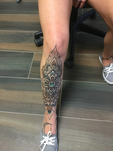 Explore barber tattoo ideas, creative tattoo ideas in Saint Petersburg, available at Buku Tattoo Studio