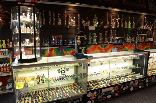 Vaporizer Store «Cloud 9 Smoke Shop», reviews and photos, 3421 Pearl St C, McHenry, IL 60050, USA