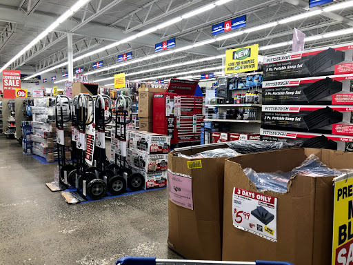 Hardware Store «Harbor Freight Tools», reviews and photos, 270 US-22, Green Brook Township, NJ 08812, USA