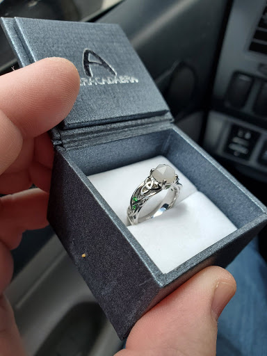 Jewelry Designer «ABRACADABRA Jewelry/Gem Gallery», reviews and photos, 205 E Liberty St, Ann Arbor, MI 48104, USA