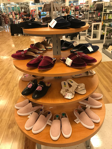 Furniture Store «HomeGoods», reviews and photos, 13580 SW 120th St, Miami, FL 33186, USA