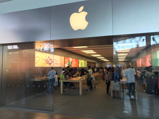 Computer Store «Apple Columbia», reviews and photos, 10300 Little Patuxent Pkwy, Columbia, MD 21044, USA