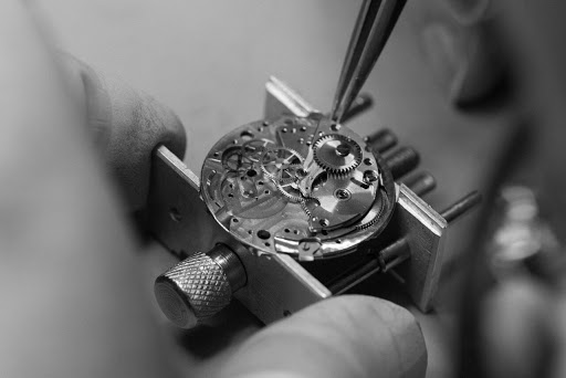 Watch & Jewelry Repair @ Hudson's Bay