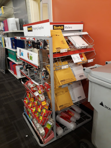 Office Supply Store «OfficeMax», reviews and photos, 2660 95th St, Evergreen Park, IL 60805, USA
