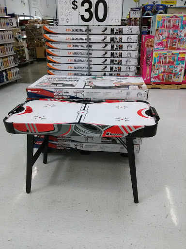 Department Store «Walmart Supercenter», reviews and photos, 3003 N Highway 61, Muscatine, IA 52761, USA