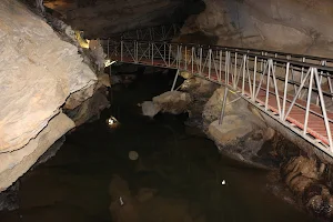 Appalachian Caverns image