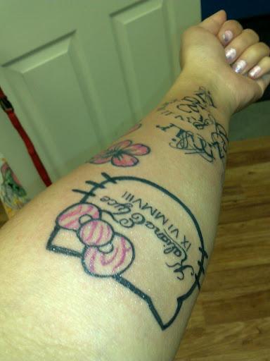 Tattoo Shop «Walls of Wonder Tattoos», reviews and photos, 171 N Dupont Hwy, Dover, DE 19901, USA