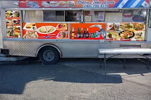 Delicias Sobre Ruedas - Food Truck image