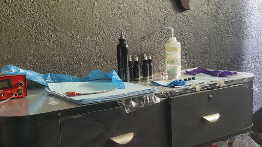 Notorious tattoo gallery, 1506 Lee Trevino Dr #2, El Paso, TX 79936, USA, 