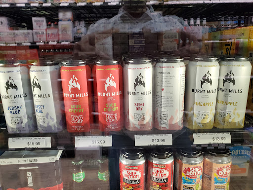 Liquor Store «Bottle Republic», reviews and photos, 1760 Easton Ave, Somerset, NJ 07883, USA