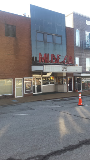 Movie Theater «Mi-De-Ga Theatre», reviews and photos, 106 W Court Square, Waverly, TN 37185, USA