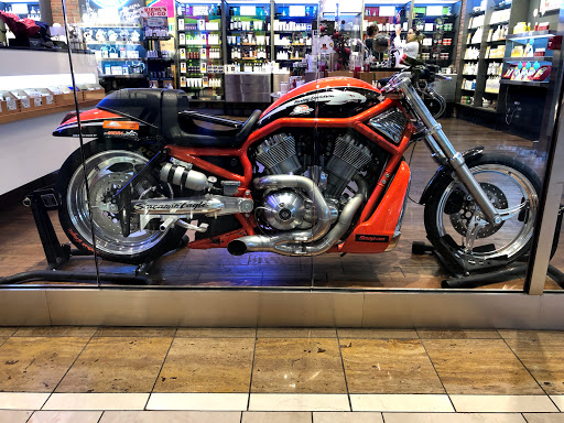 Shopping Mall «The Shops at Chestnut Hill», reviews and photos, 199 Boylston St, Chestnut Hill, MA 02467, USA