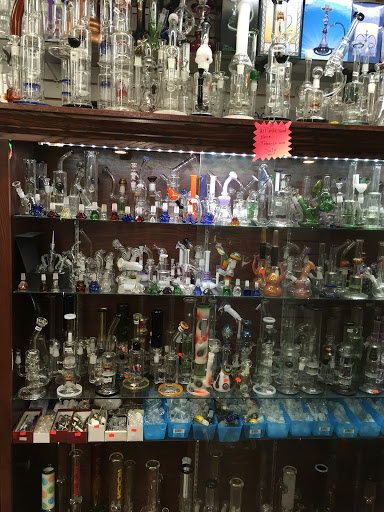 Tobacco Shop «Rocky Point Smoke & Vape shop», reviews and photos, 593 NY-25A # B, Rocky Point, NY 11778, USA