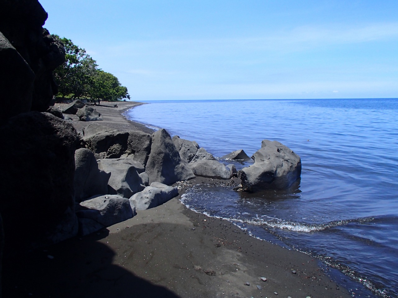 Foto von Wisata Pantai Tekalok und die siedlung