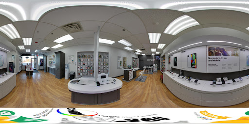 Telecommunications Service Provider «Verizon Authorized Retailer - IM Wireless», reviews and photos, 15 Franklin Village Drive, Franklin, MA 02038, USA