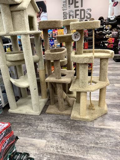 Pet Supply Store «Pet Supermarket, Inc.», reviews and photos, 9294 Kingston Pike, Knoxville, TN 37922, USA