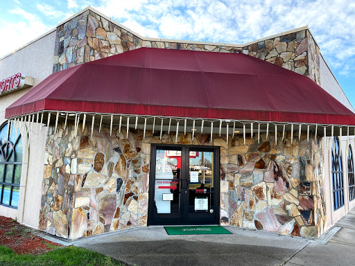 Peter Glenn Ski & Sports, 9507 W Broad St, Richmond, VA 23294, USA, 