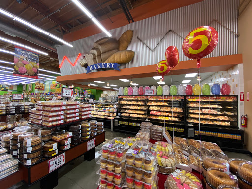 Grocery Store «Superior Grocers», reviews and photos, 1130 W 6th St, Corona, CA 92882, USA