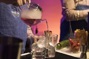 Cocktail Time By Gerard Ruiz | Eventos de coctelería image