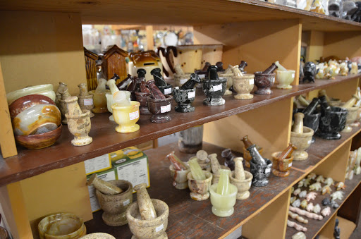 Gift Shop «Wild Wonderful Gift Shop», reviews and photos, 803 Mammoth Cave Rd, Cave City, KY 42127, USA