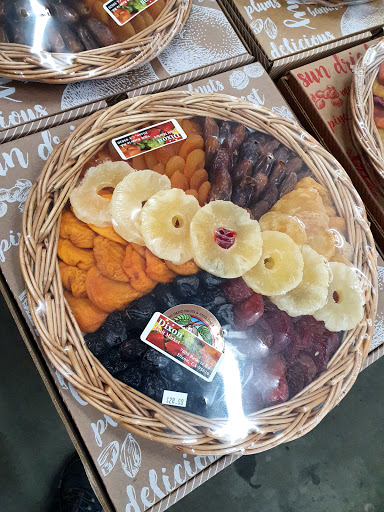 Produce Market «Dixon Fruit Market», reviews and photos, 7808 Batavia Rd, Dixon, CA 95620, USA