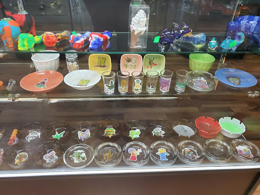 Tobacco Shop «Hypnotized Smoke Shop», reviews and photos, 2967 Patterson Rd, Florissant, MO 63031, USA