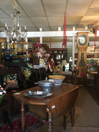 Chelsea Antiques (call for appointment)